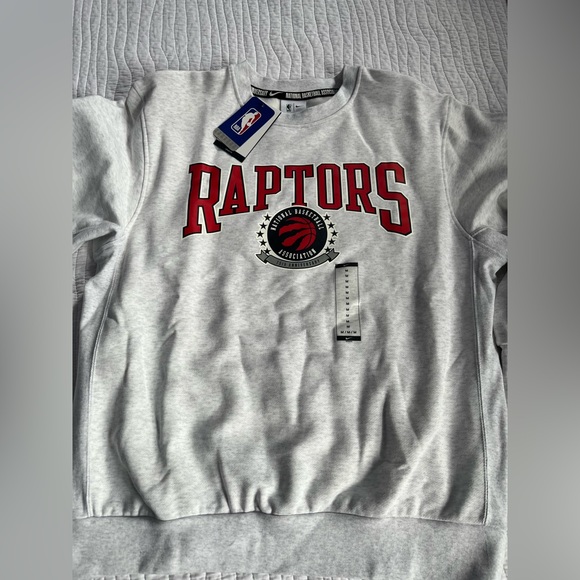 Toronto Raptors Courtside Size M
Men's Nike NBA FleeceCrew Sweatshirt - Picture 3 of 11